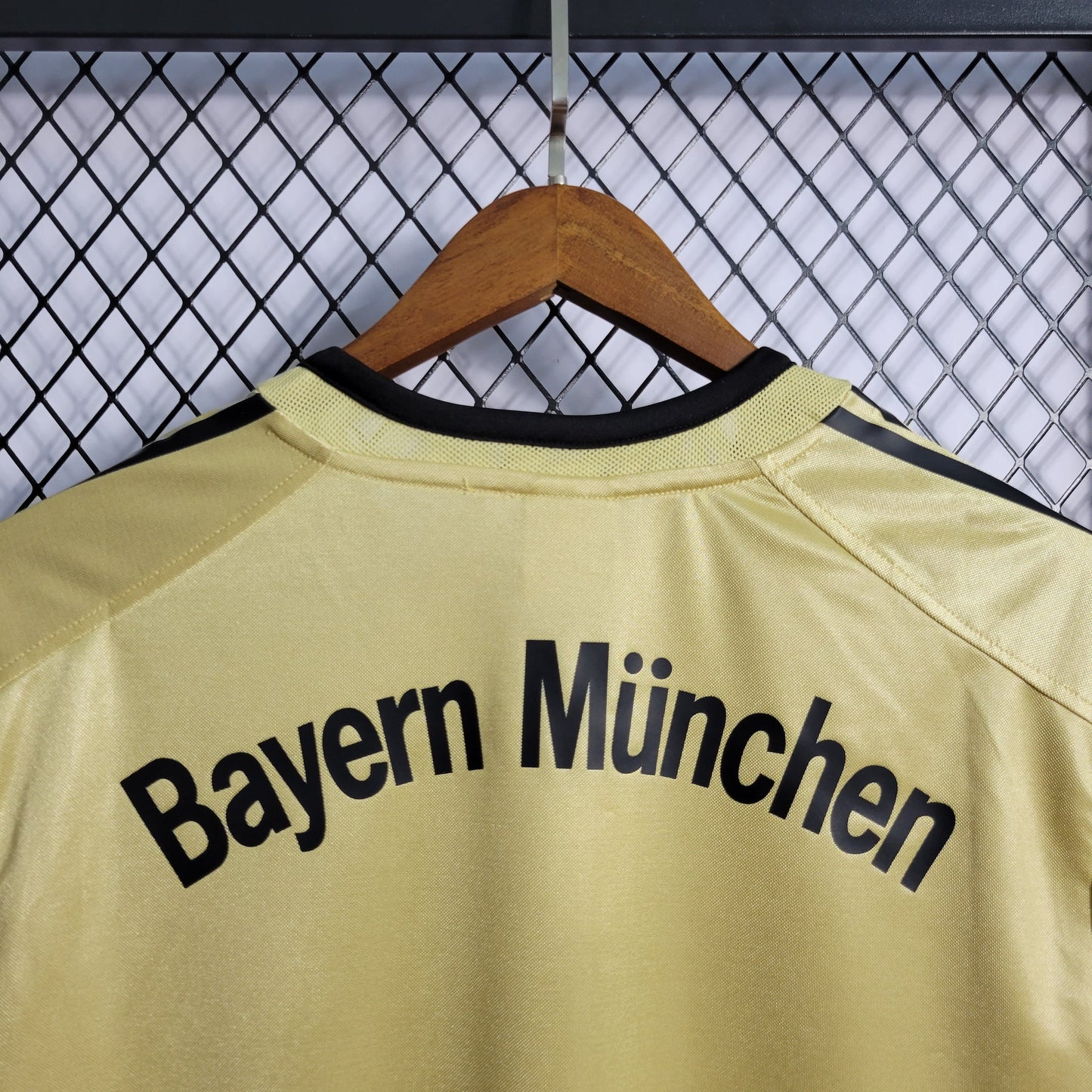 Retro Bayern München bortatröja 2004/05