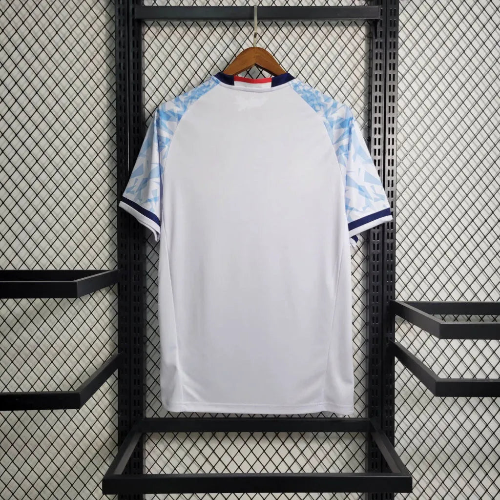 Retro 2016/17 Japan Away Shirt