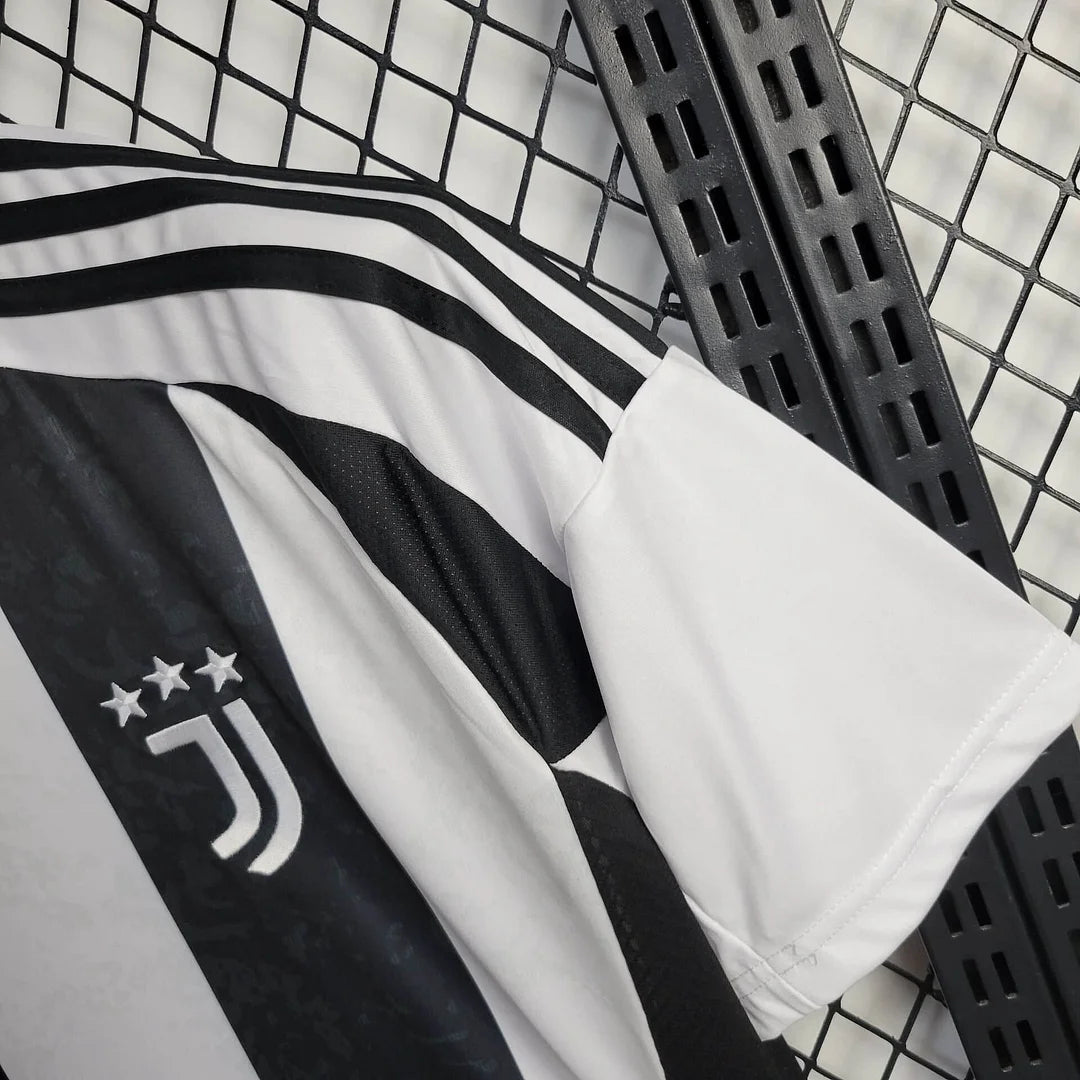 Juventus hjemmebanetrøje 2024/25