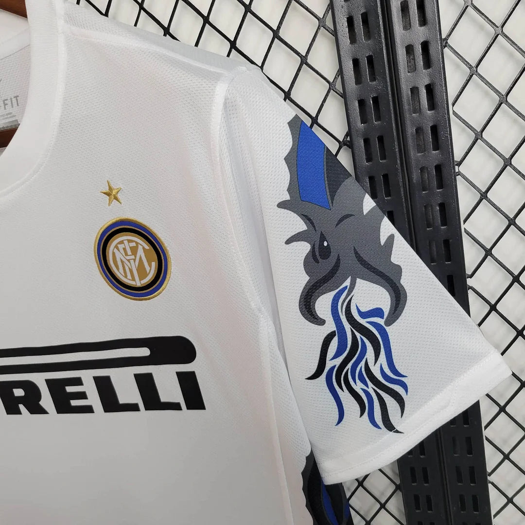 Retro 2010/11 Inter Milan Away Shirt