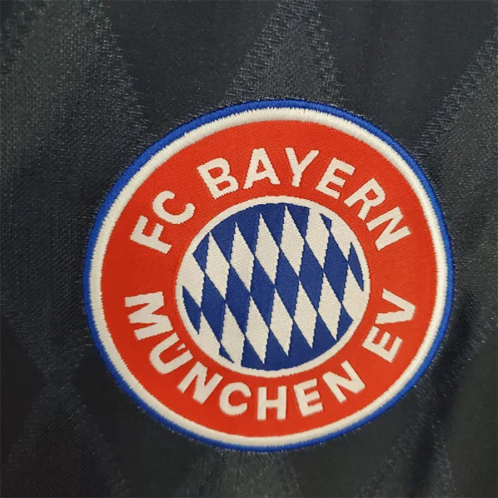 Retro Bayern Munich Home Shirt 1997/99