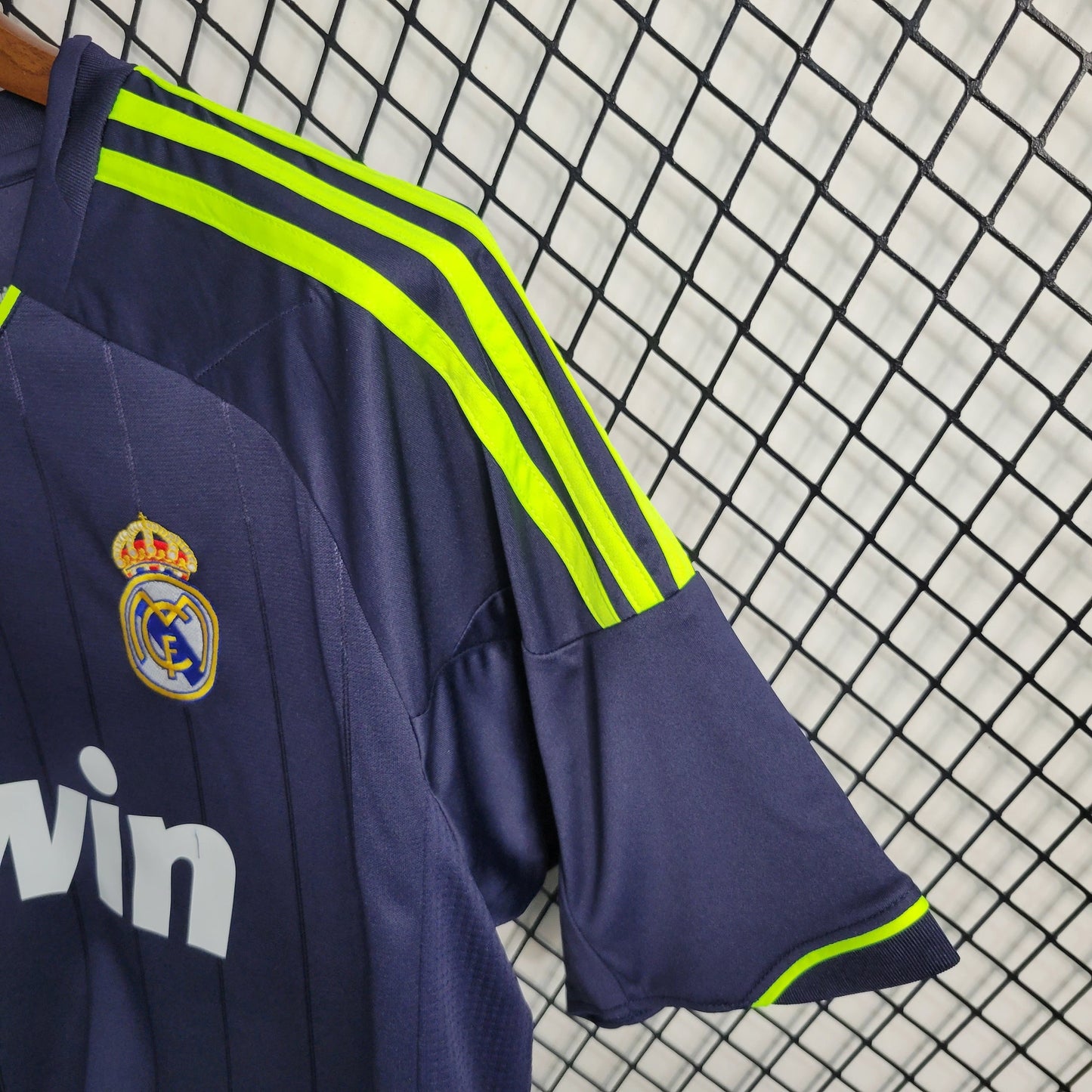 Retro Real Madrid 2012/13 Away Shirt