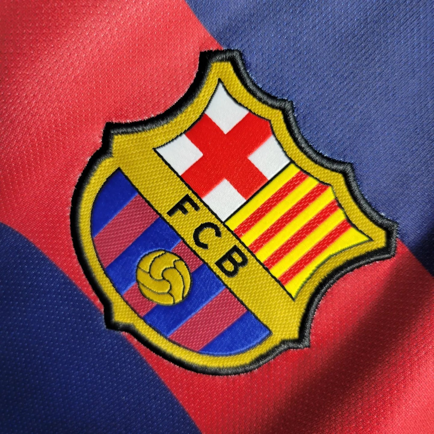 Retro 2015/16 FC Barcelona Home Shirt