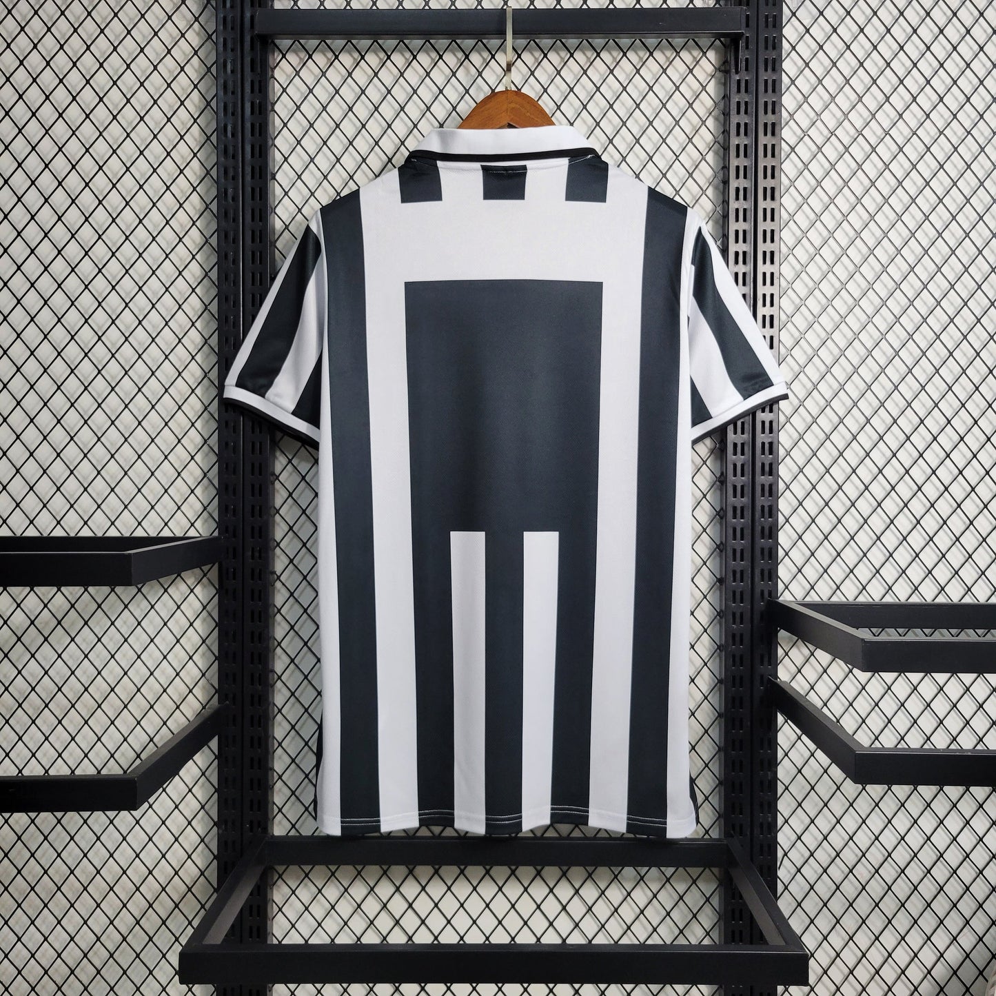 Retro 1995/97 Juventus hemmatröja