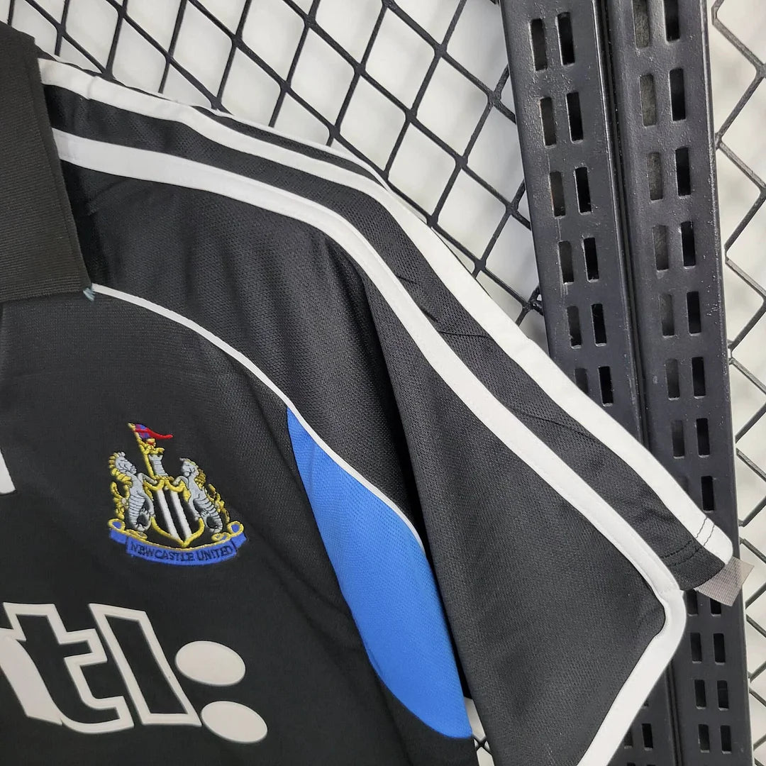 Retro 2000/01 Newcastle United bortetrøye