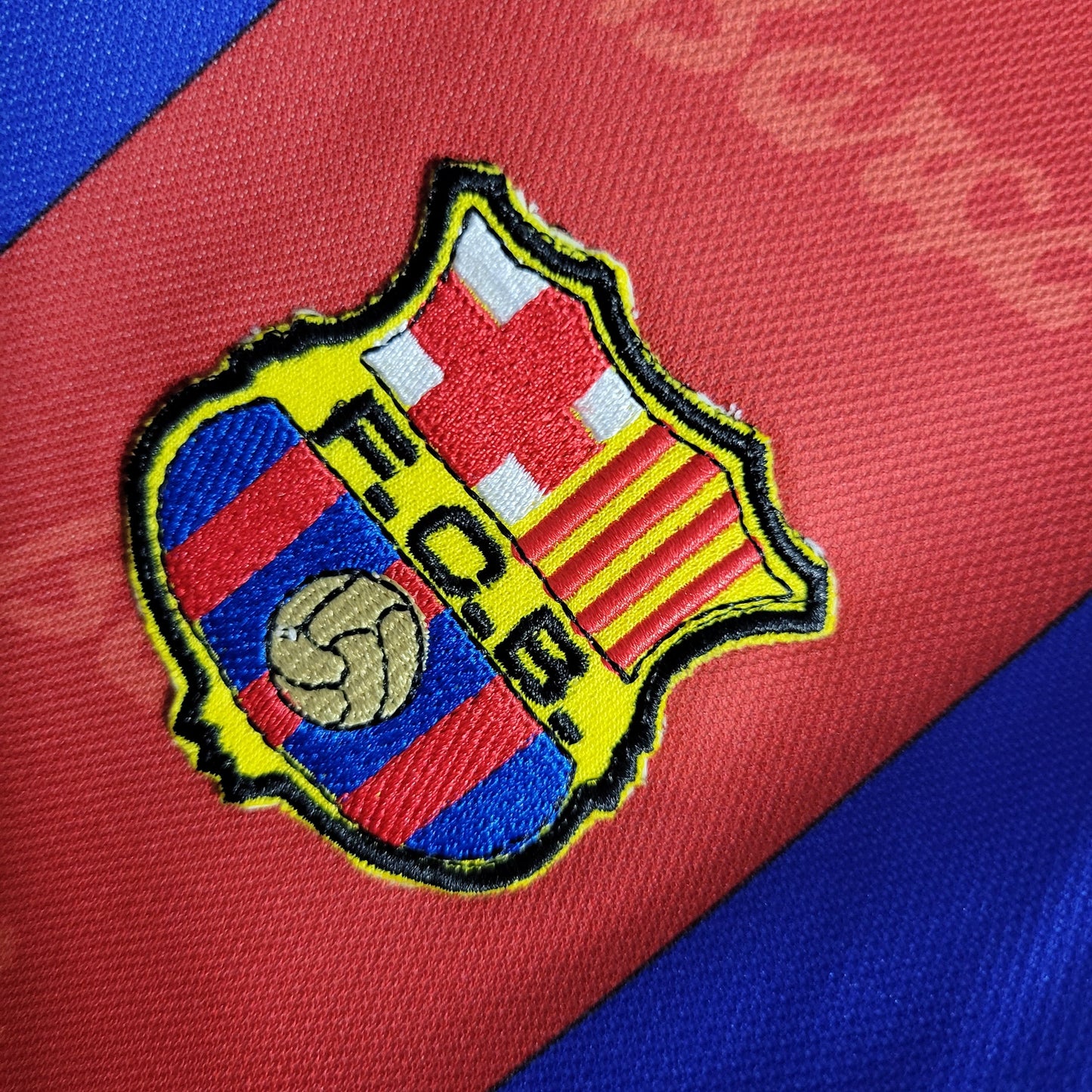 Retro 1996/97 FC Barcelona Home Shirt