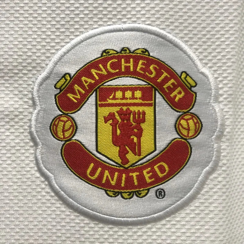 Retro 2008/09 Manchester United Away Shirt