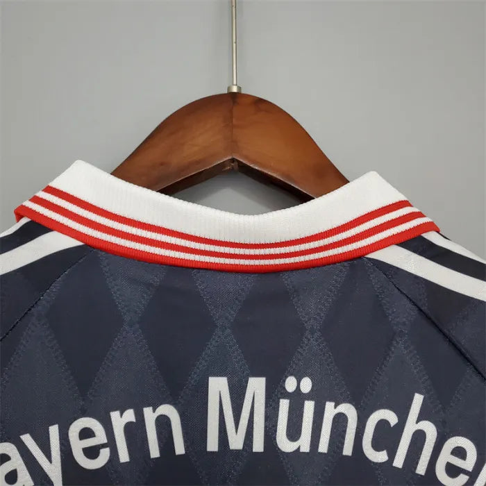 Retro Bayern Munich Home Shirt 1997/99