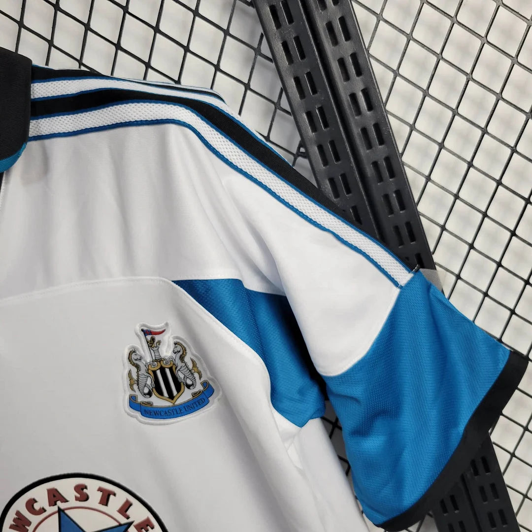 Retro 1999/00 Newcastle United bortetrøye