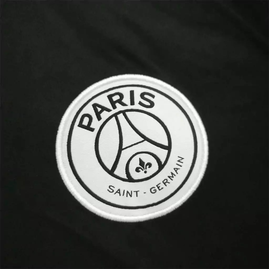 Retro 2018/19 PSG Black Edition