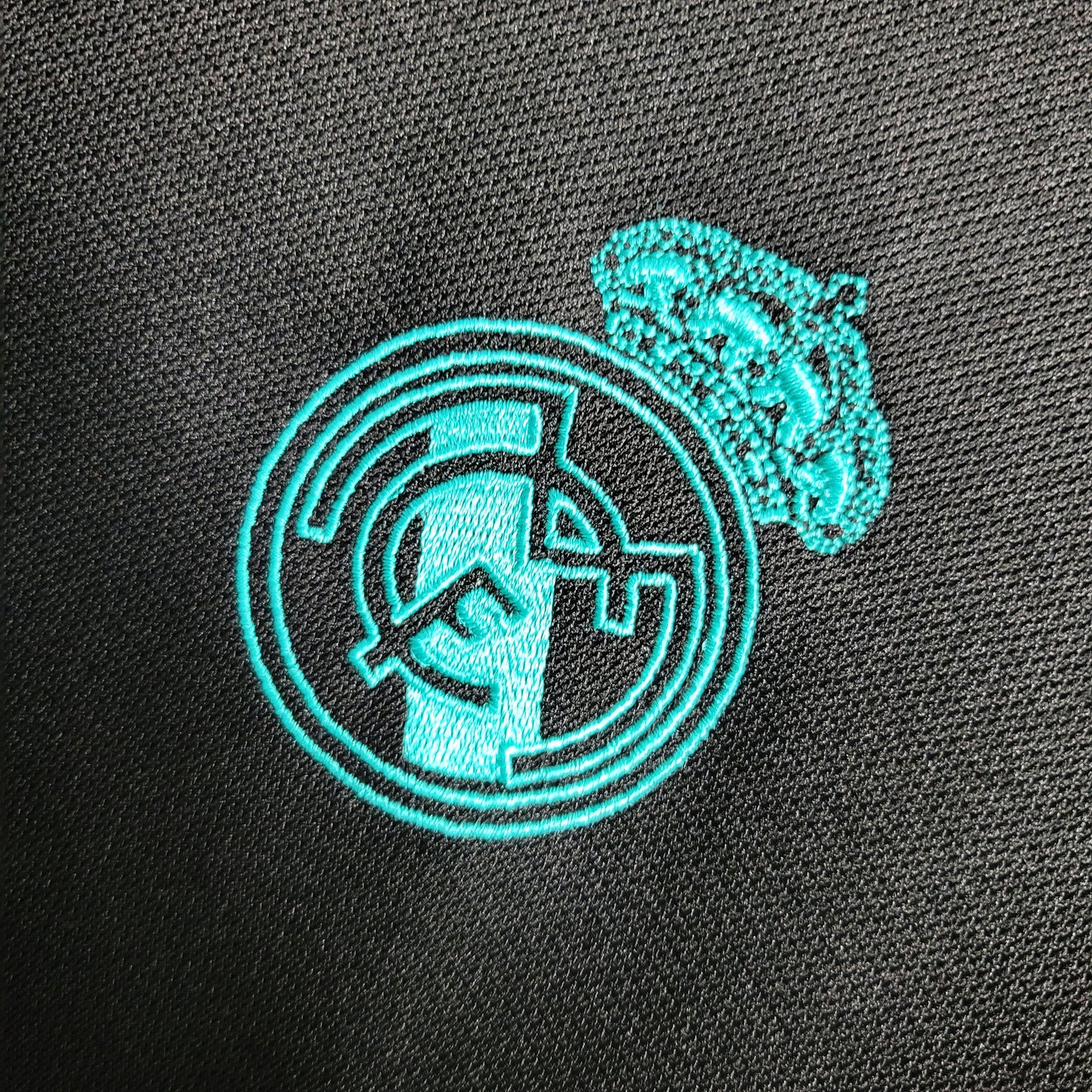 Retro 2017/2018 Real Madrid Away Shirt