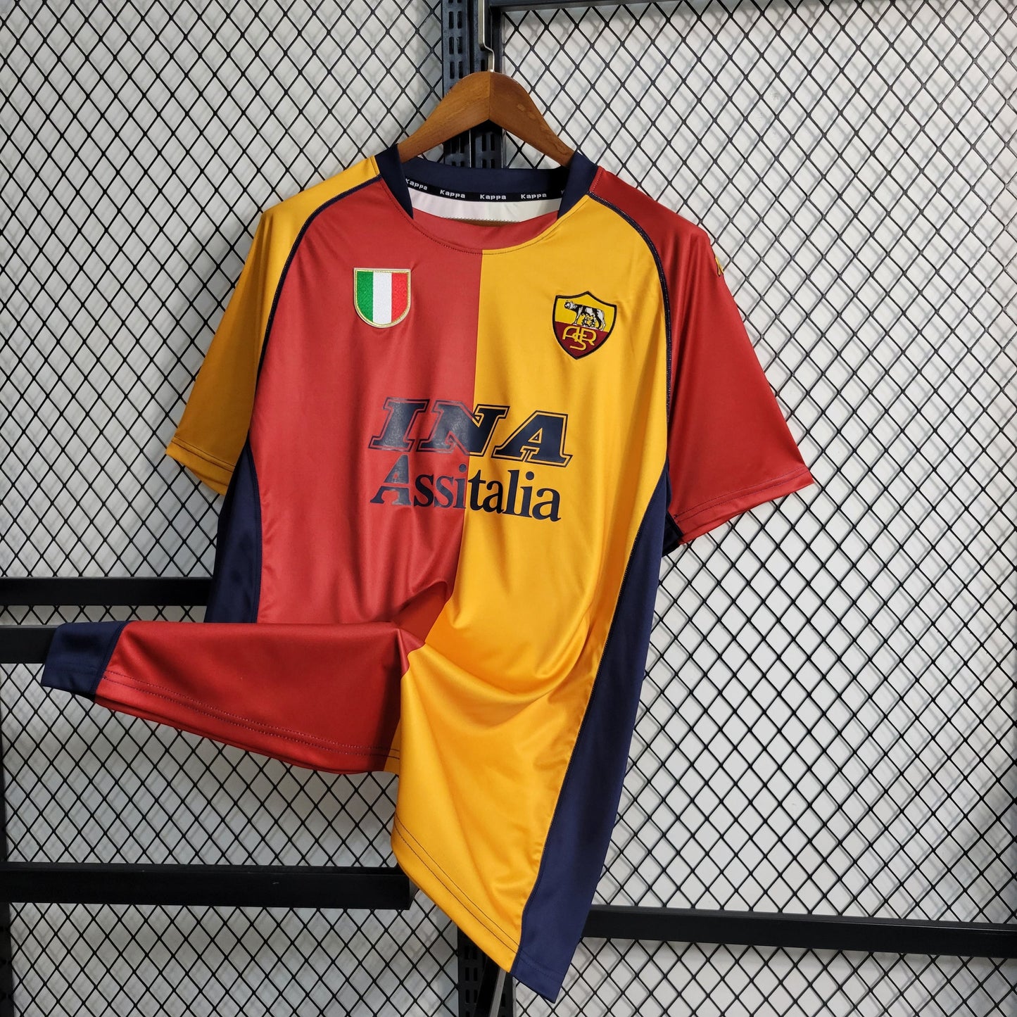 Retro 2001/02 Roma Home Shirt