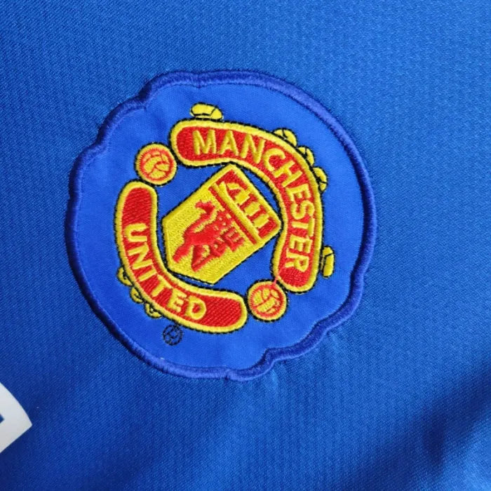 Retro 2008/09 Manchester United Away Shirt