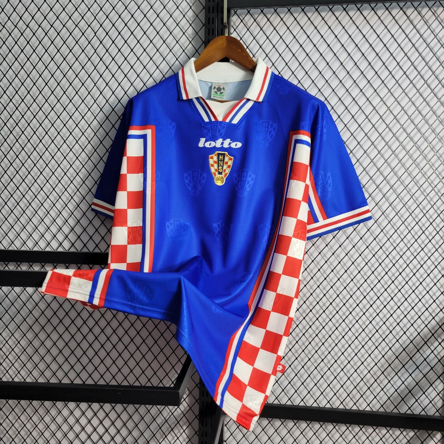 Retro 1998 Croatia Away Shirt