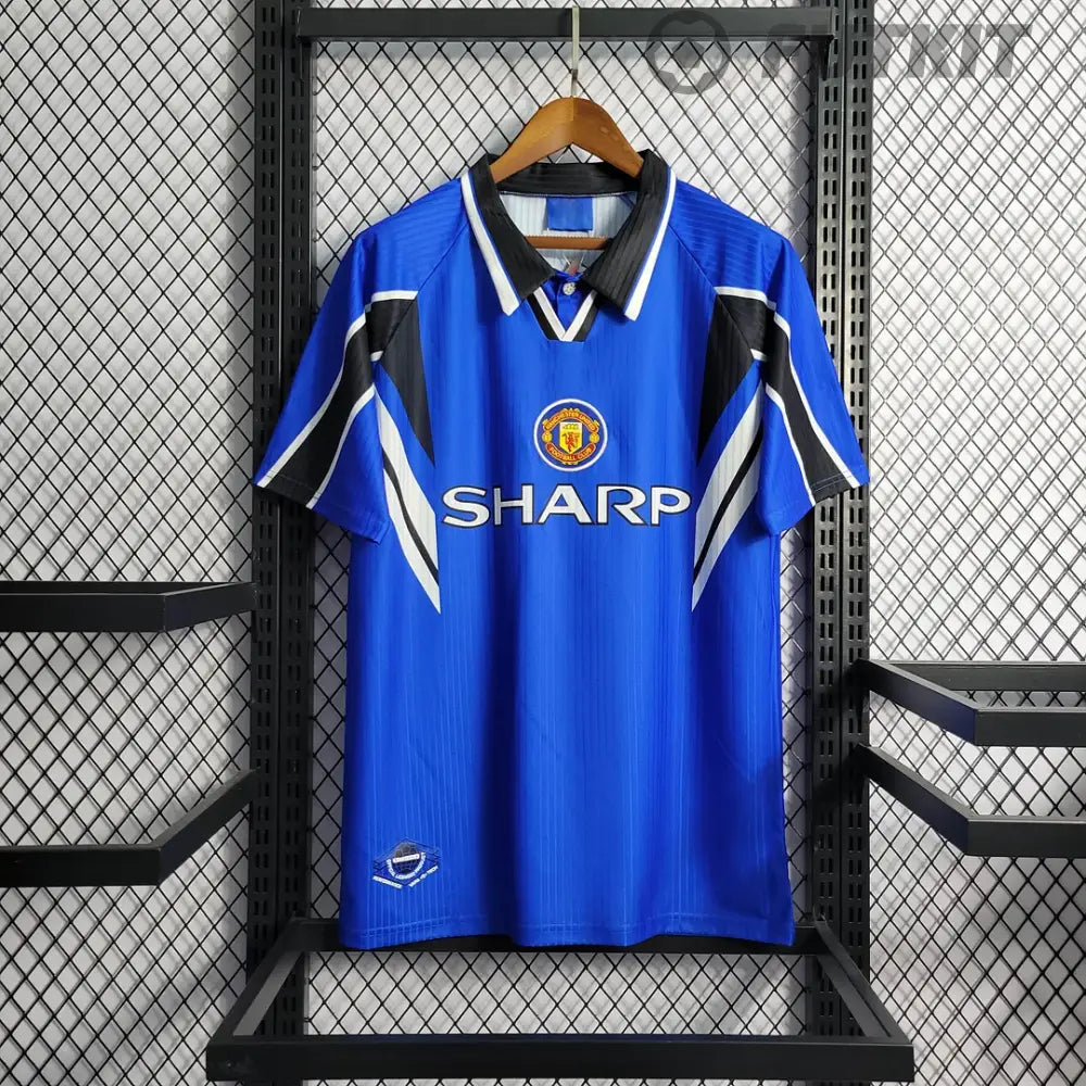 Manchester United 1996/97 Retro Away Shirt